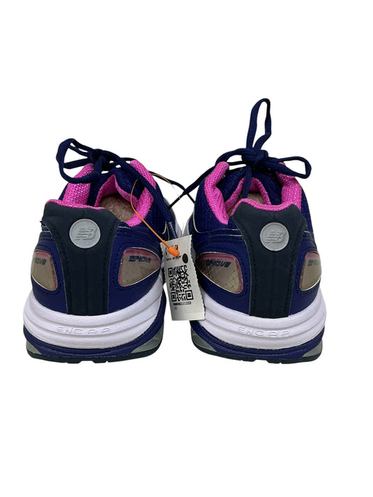 Tenis 8 (NEW BALANCE)