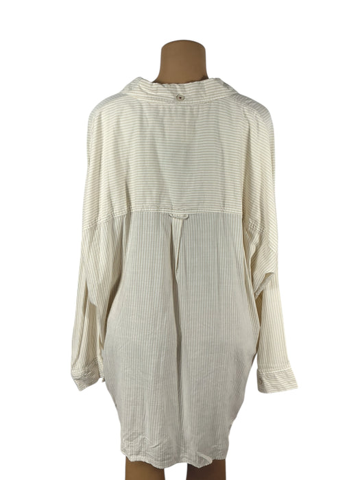 Blusa M (AMERICAN EAGLE)