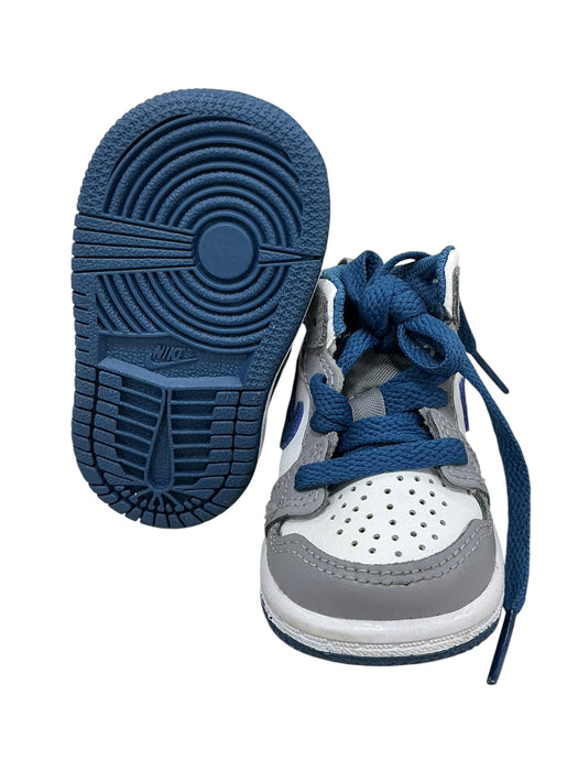 Tenis para bebé 2C (JORDAN)