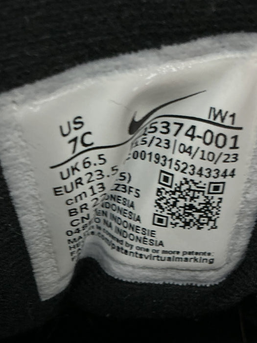 Tenis para bebé 7C (NIKE)