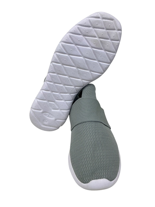 Tenis 11
