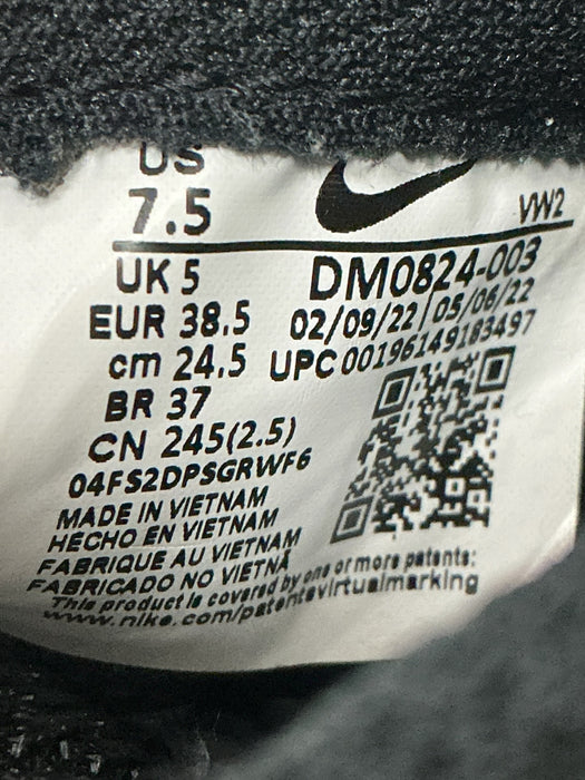 Tenis 7.5 (NIKE)