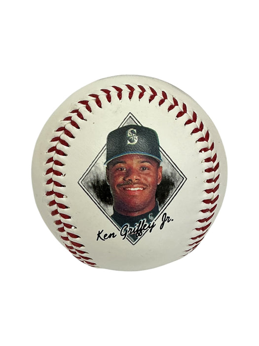 Guante y pelota de beisbol