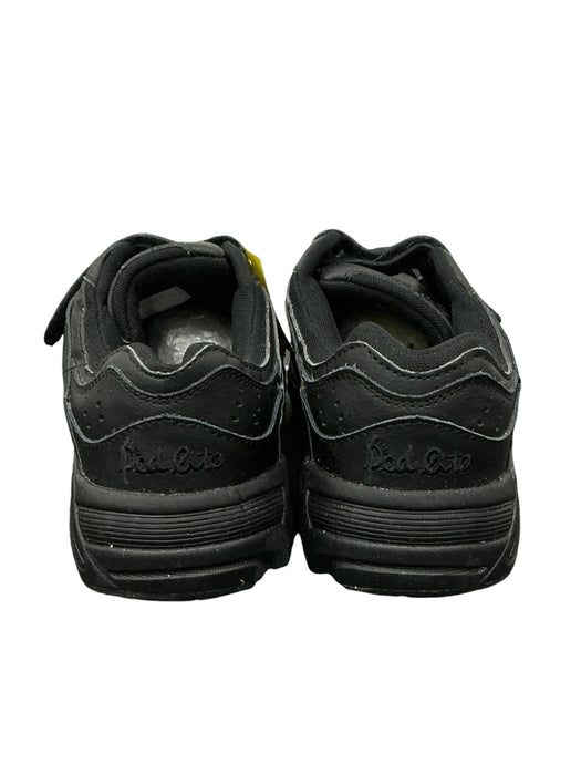 Tenis 8.5