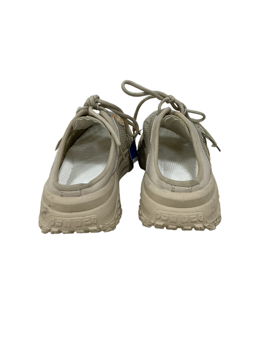 Tenis