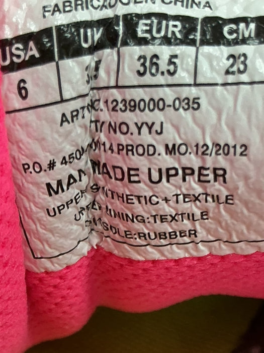 Tenis 6.5 (UNDER ARMOUR)