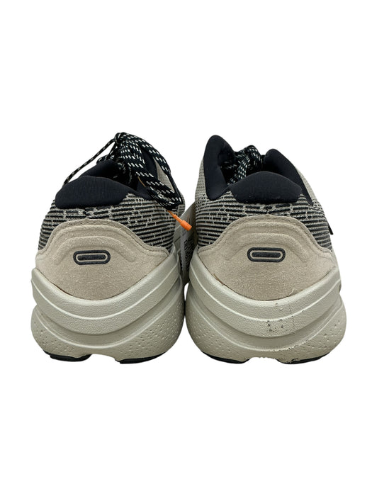 Tenis 11 (BROOKS)