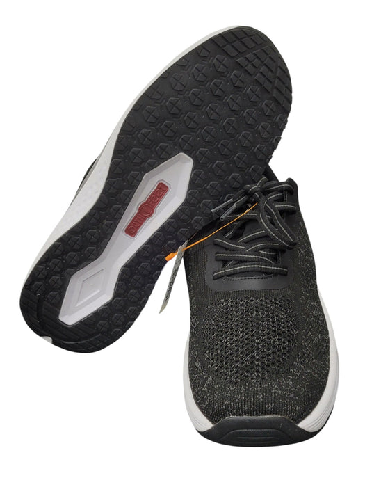 Tenis 8.5