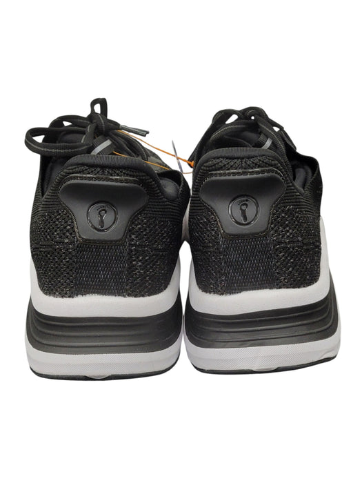 Tenis 8.5