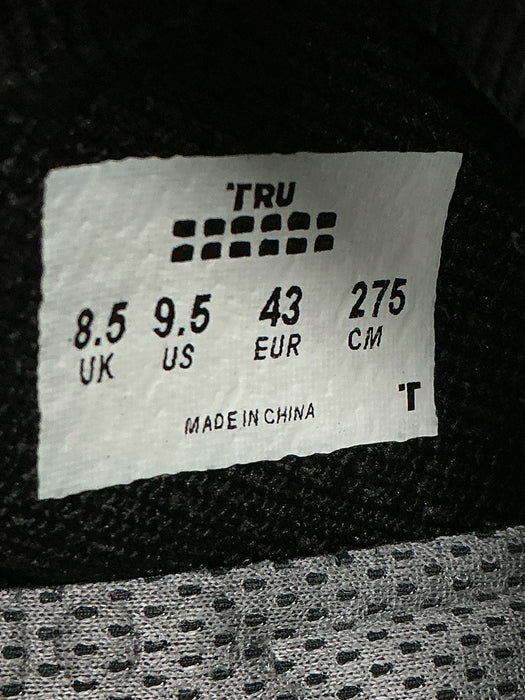 Tenis 9.5