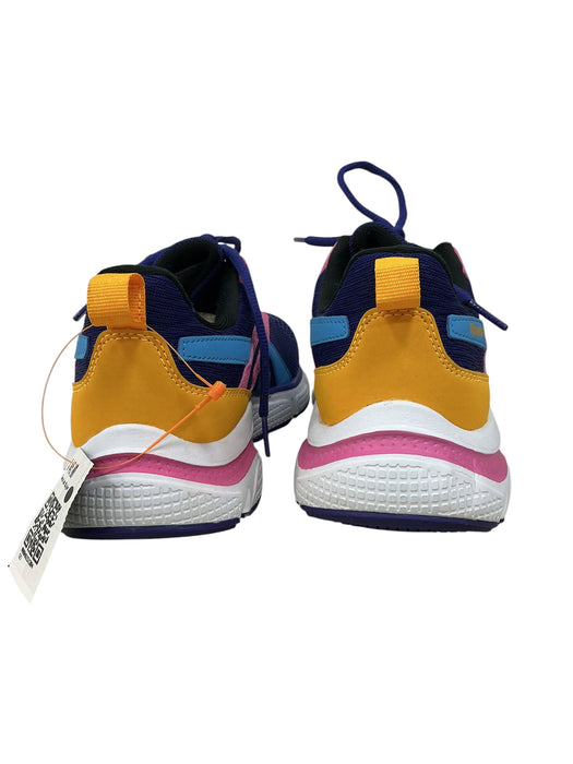Tenis 8.5