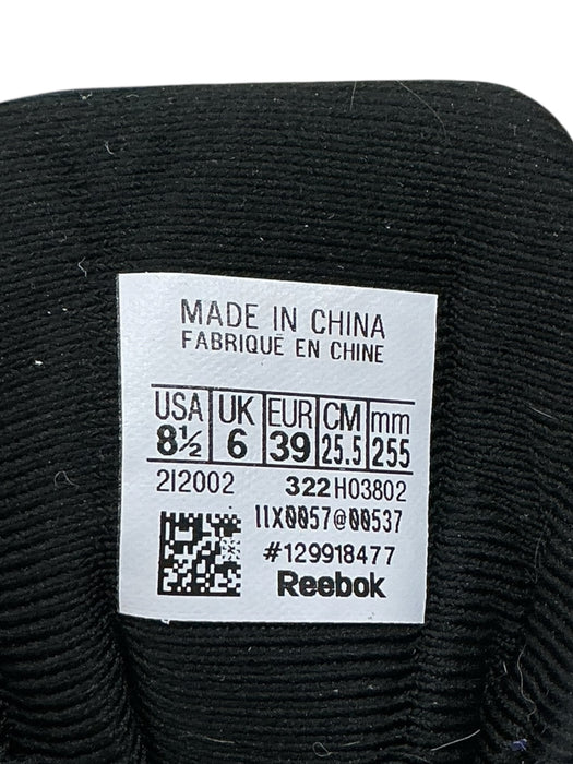Tenis 8.5