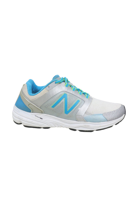 Tenis 11 (NEW BALANCE)