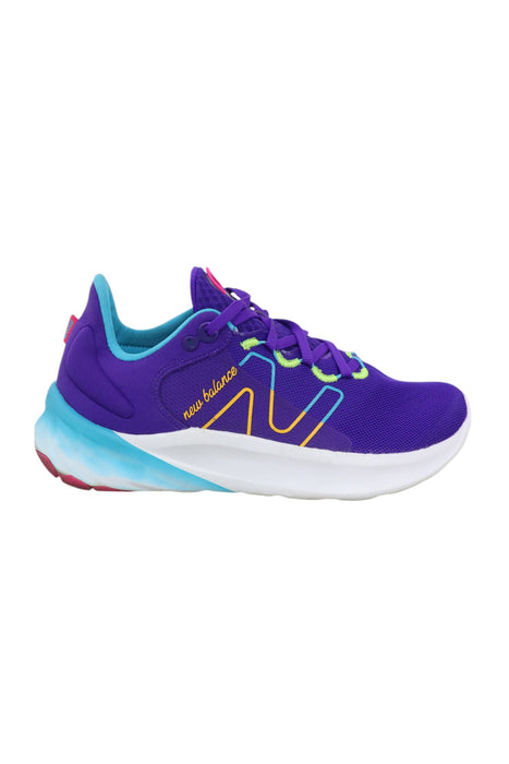 Tenis 9  (NEW BALANCE)