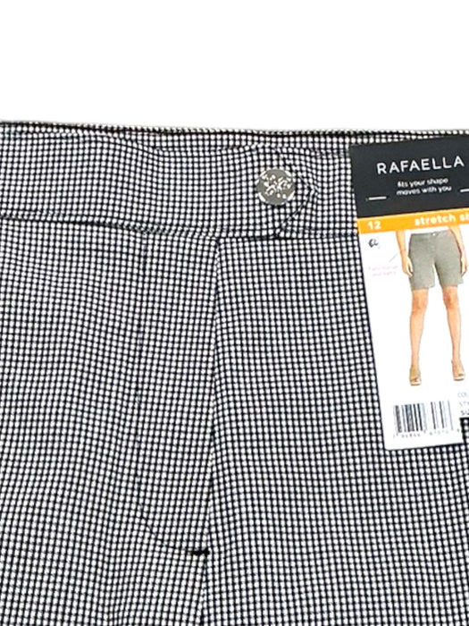 Short 12 (RAFAELLA)