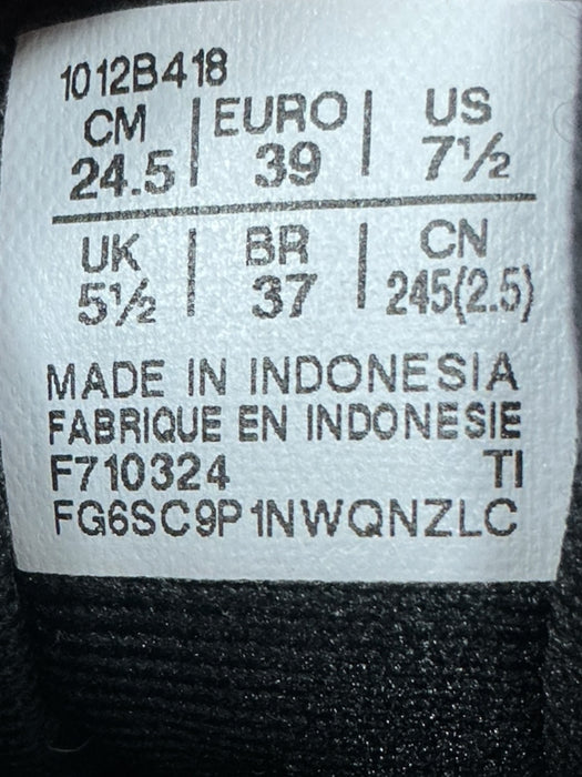 Tenis 7.5 (ASICS)