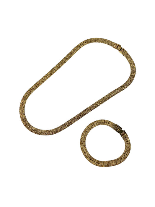 Collar y pulsera de fantasía