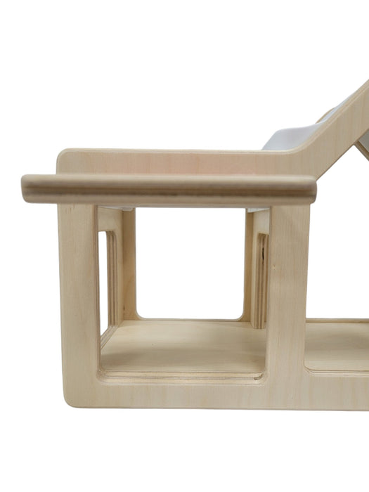 Casa de Madera  (LOVEVERY)