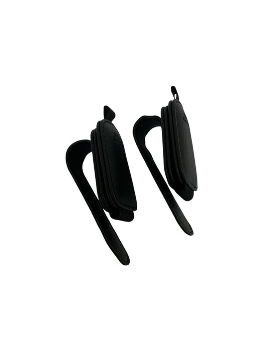 Clip para gafas de sol (SNUG SHADES)