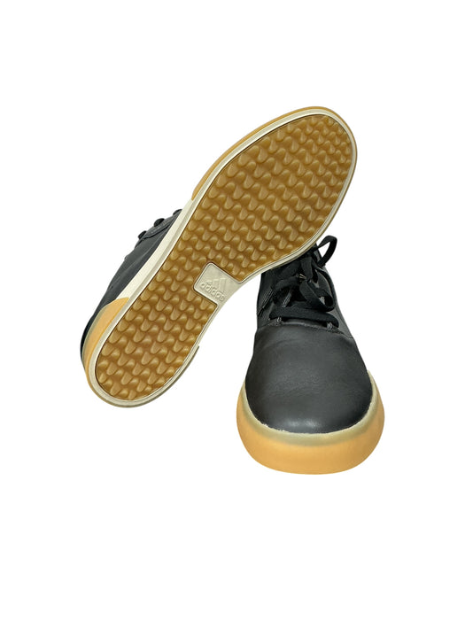 Tenis 9.5