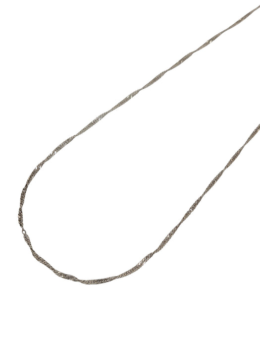 Collar de plata (925)