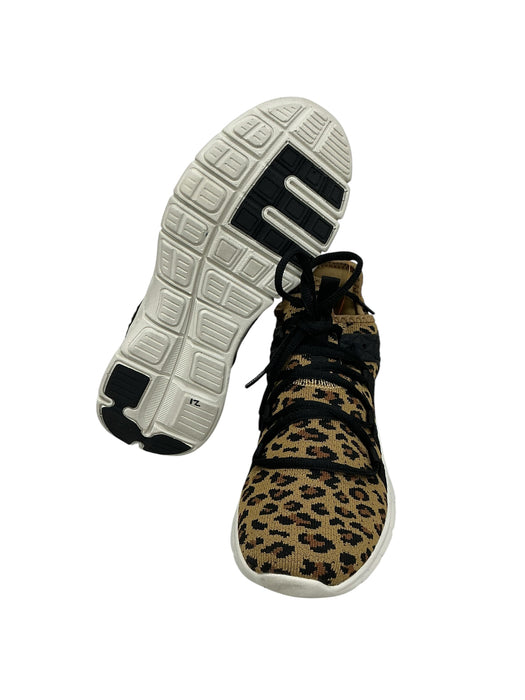 Tenis