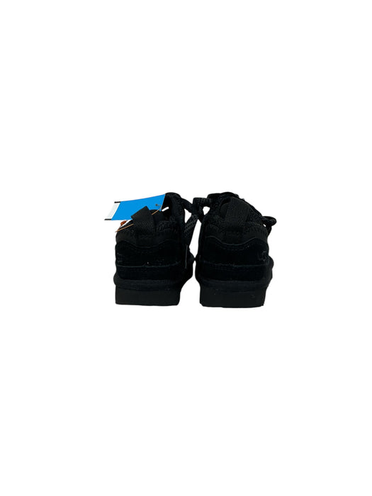 Zapato para niño 6 (UGG)