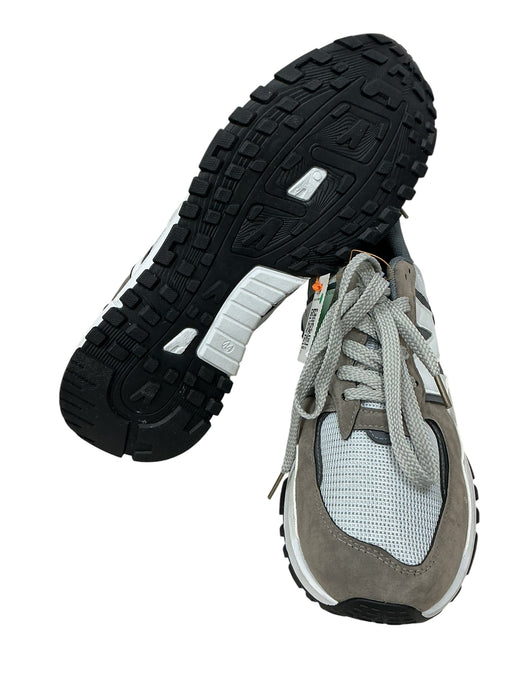 Tenis