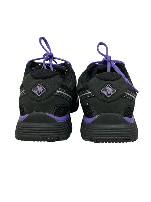 Tenis 8.5