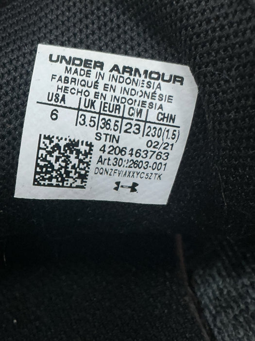 Tenis 6 (UNDER ARMOUR)