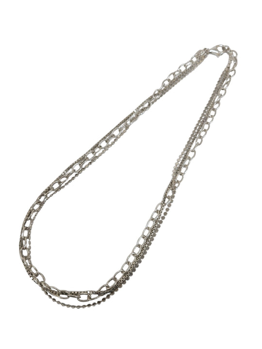 Collar de plata (925)