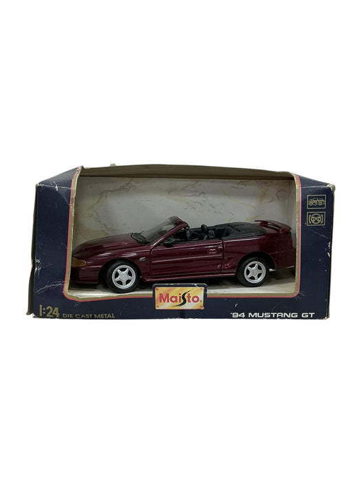 94' Ford Mustang GT Convertible (MAISTO)