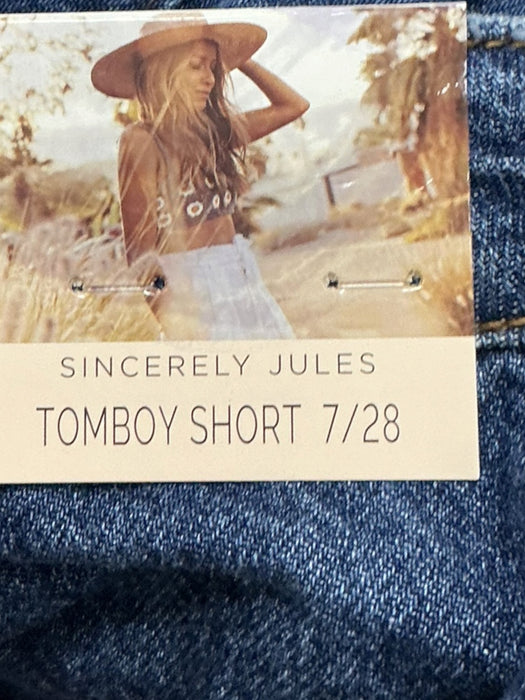Short 7 (SINCERELY JULES)