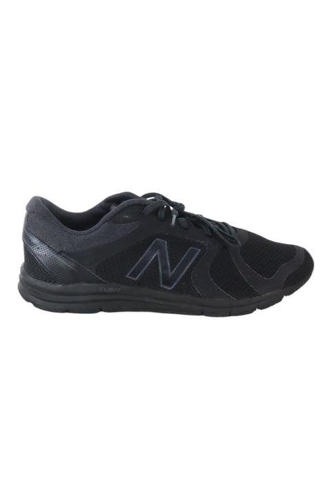 Tenis 10 (NEW BALANCE)