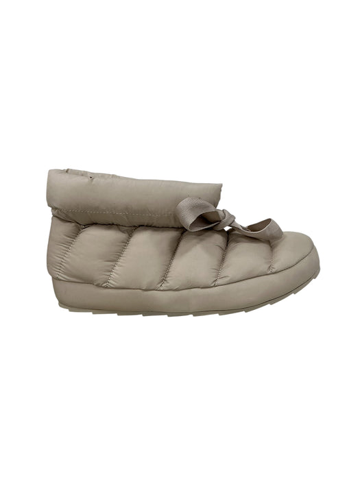 Bota 8 (H&M)