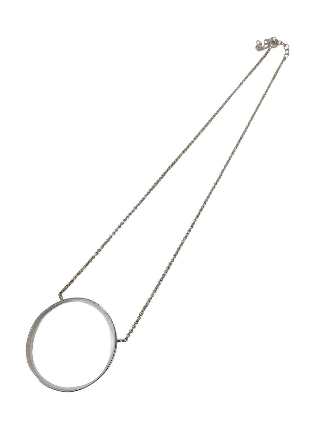 Collar de plata