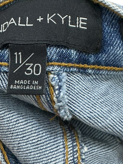 Short 11/30 (KENDALL + KYLIE)