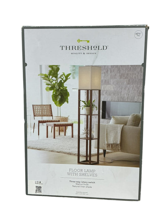 Lampara de pie (THRESHOLD)