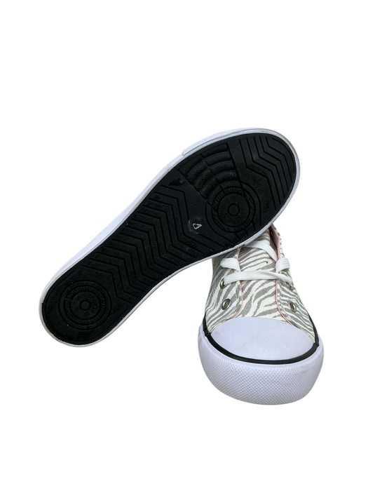 Tenis para niña 4 (L&D)