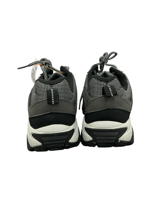 Tenis