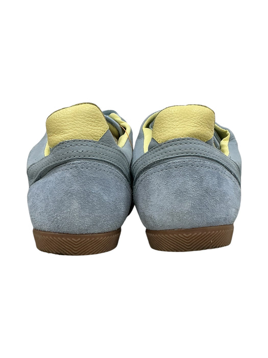 Tenis