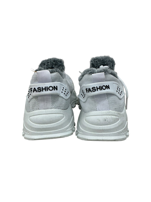 Tenis