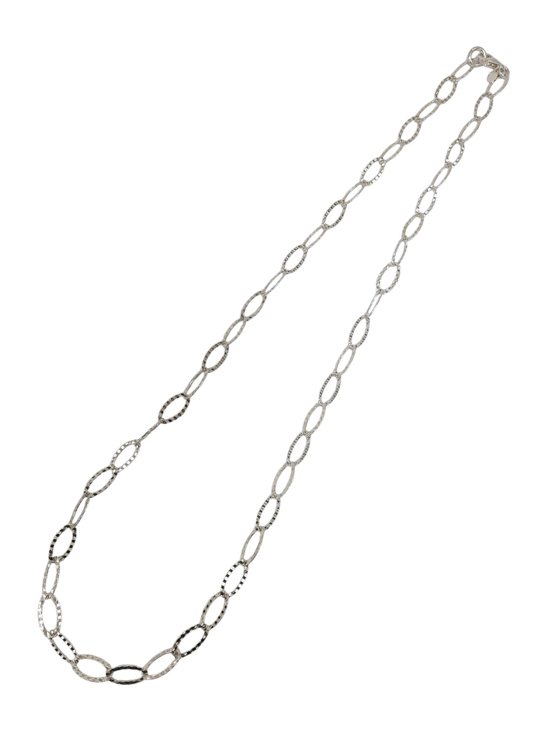 Collar de plata (925)