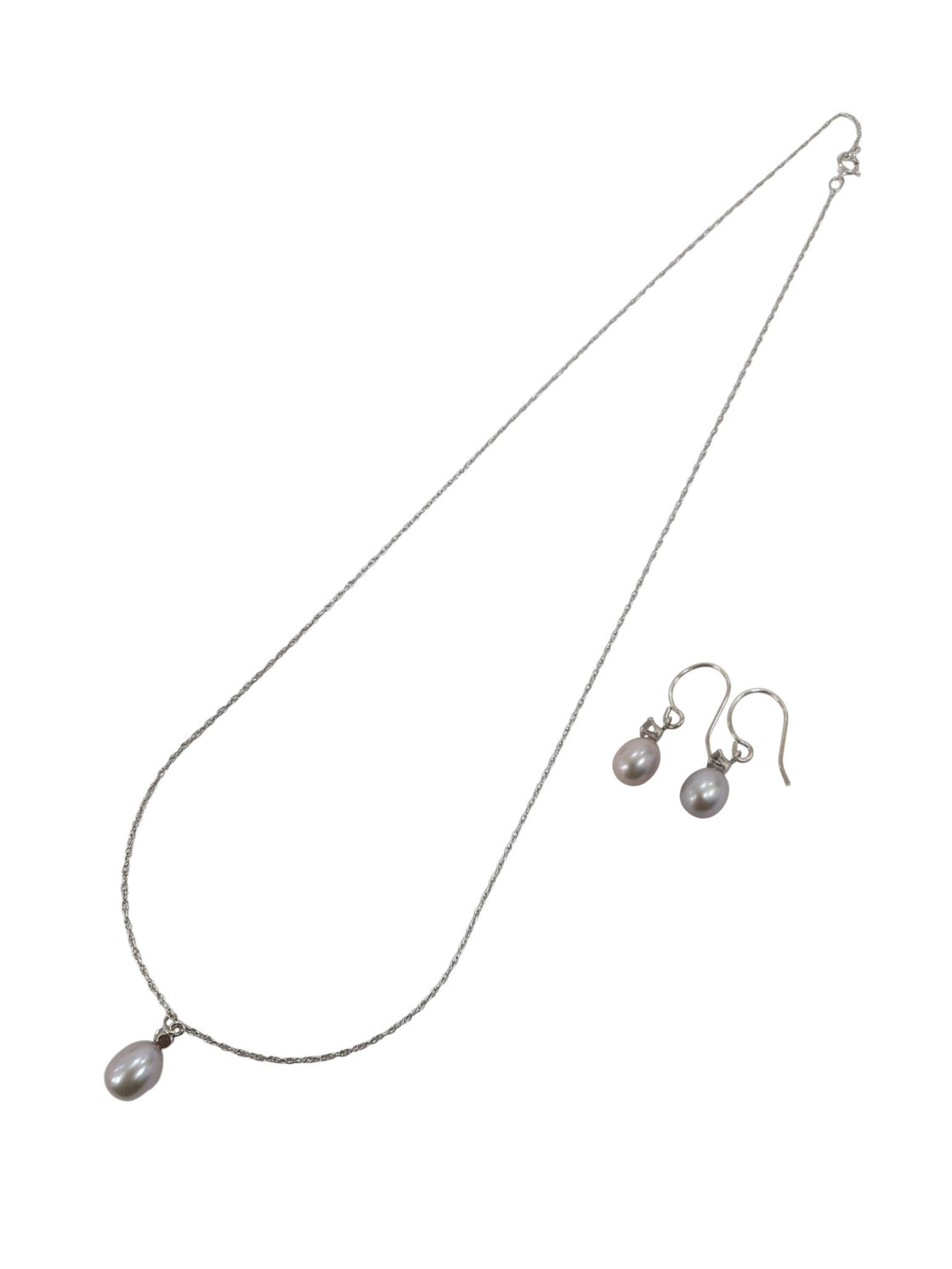 Set de cadena y aretes de plata (925)