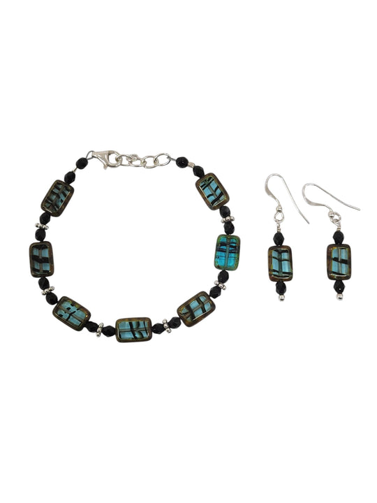 Set de Pulsera y Aretes de plata (925)