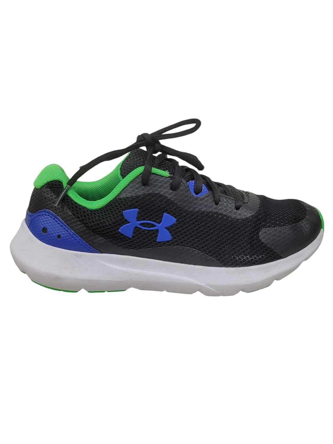 Tenis 5.5 (UNDER ARMOUR)