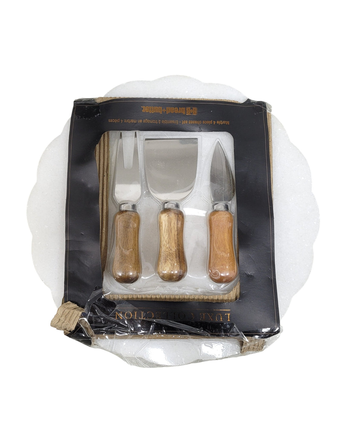 Set de tabla y cuchillos para queso