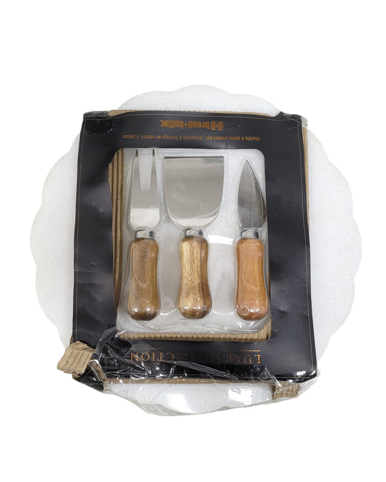 Set de tabla y cuchillos para queso