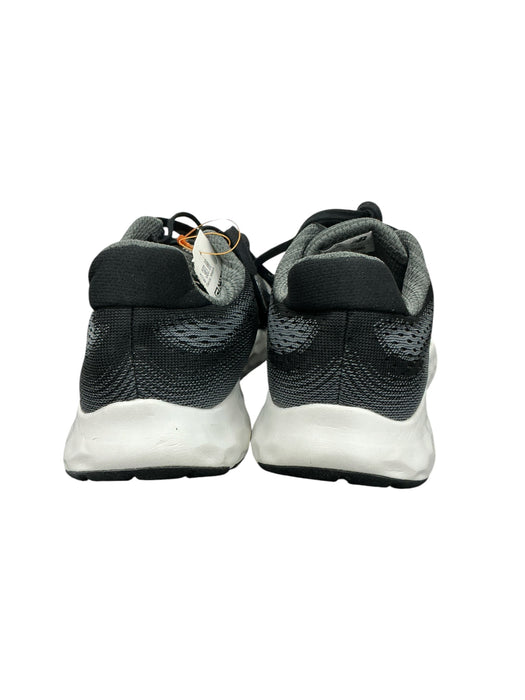 Tenis 8 (NEW BALANCE)