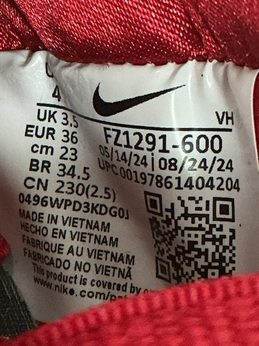 Tenis 4 (NIKE)